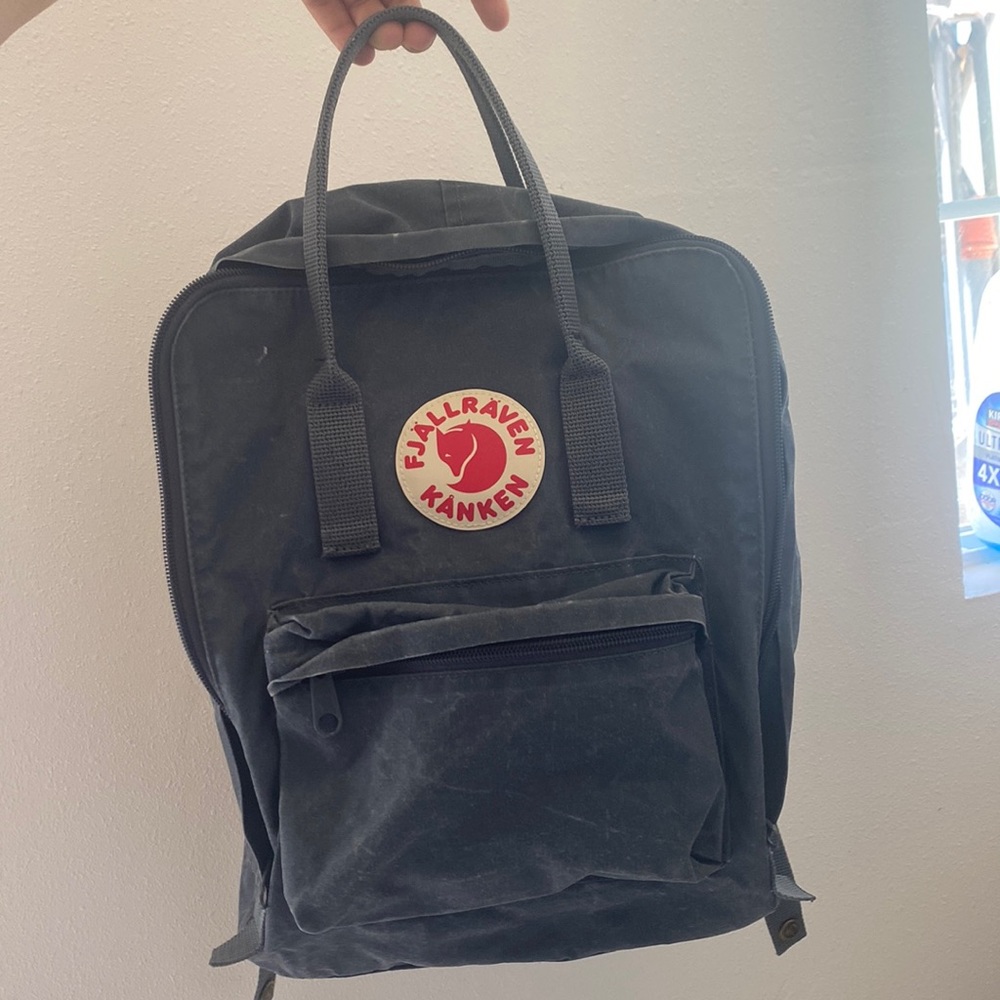 Fajallraven Kanken bag